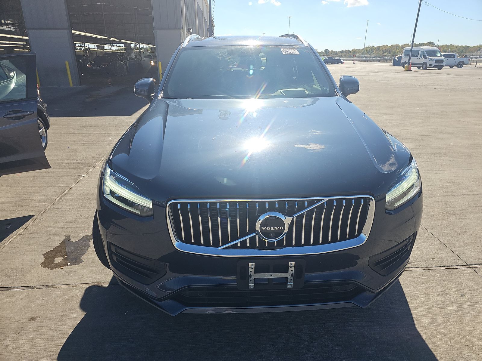 2022 Volvo XC90 T6 Momentum AWD