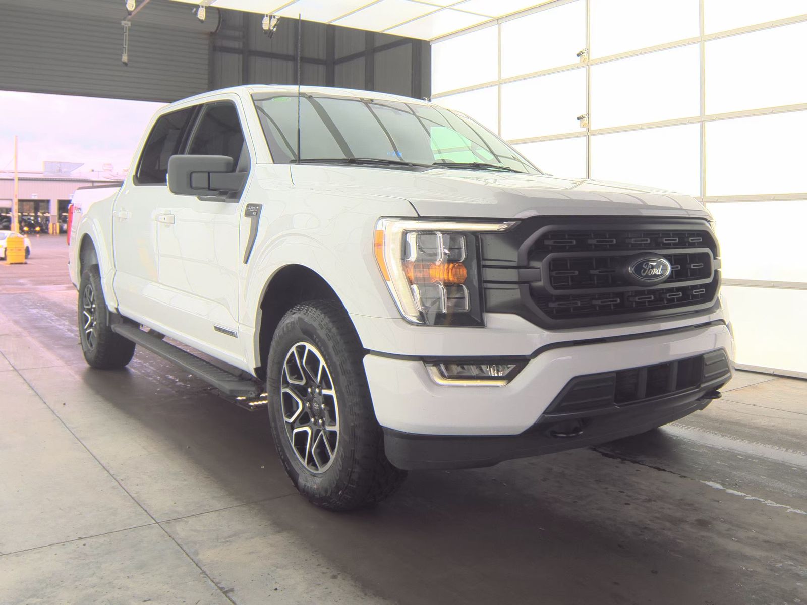 2023 Ford F-150 Hybrid XLT AWD