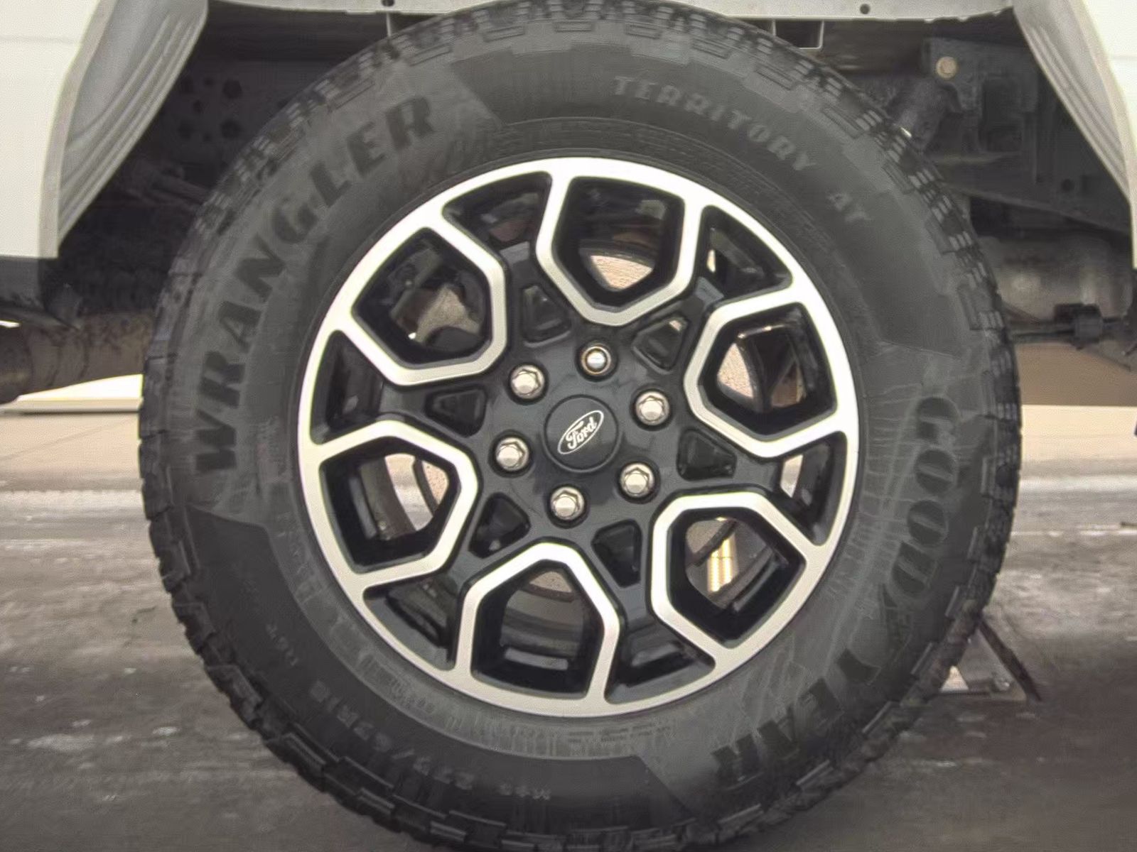 2023 Ford F-150 Hybrid XLT AWD