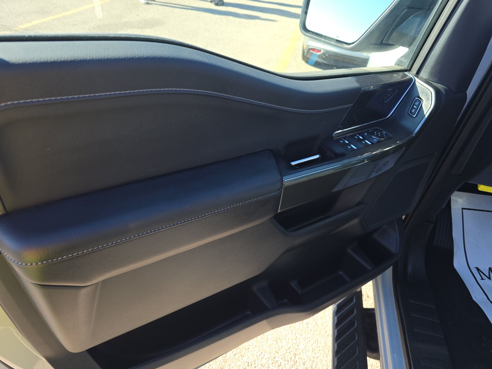 2023 Ford F-150 Hybrid XLT AWD