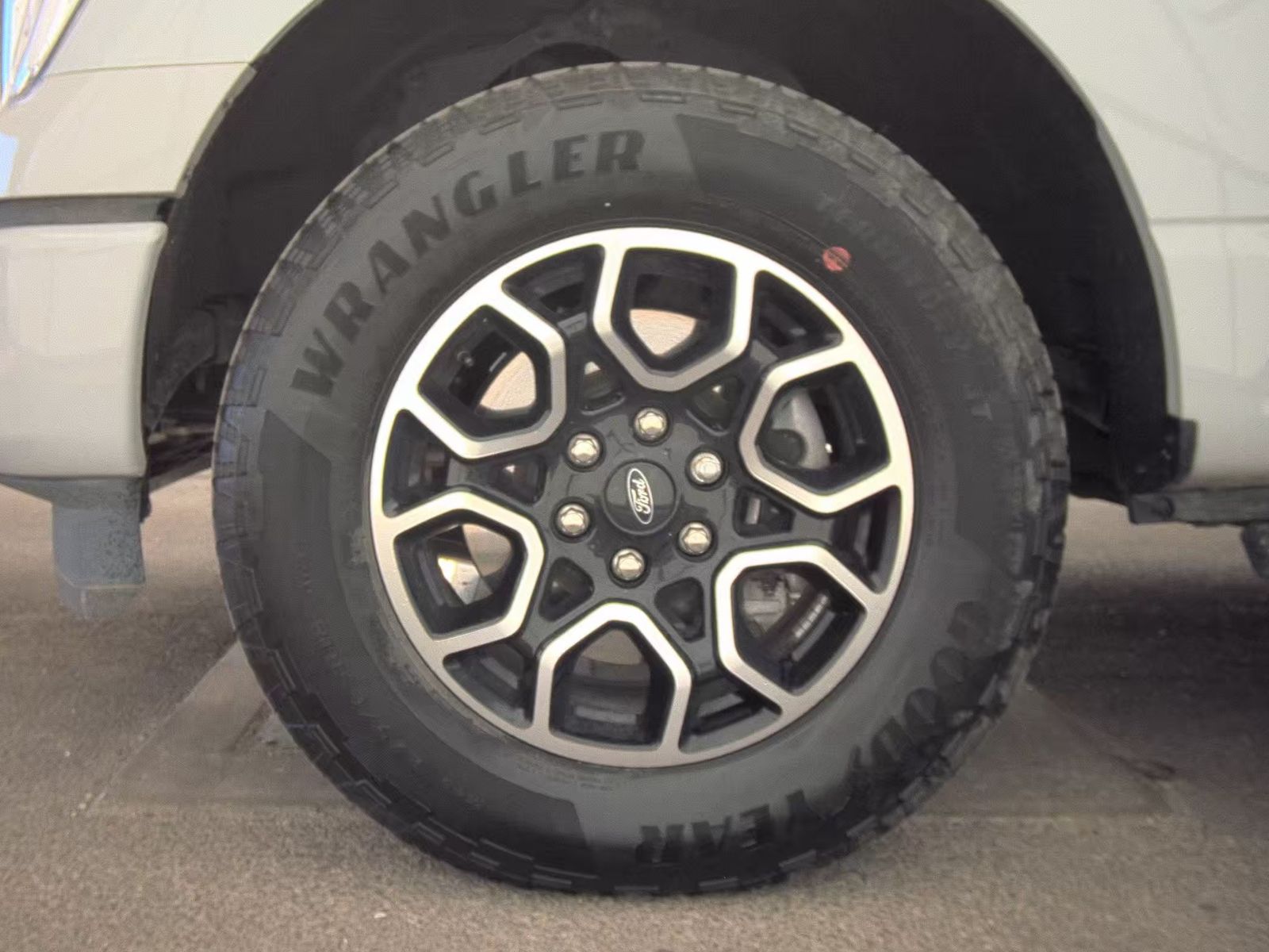 2023 Ford F-150 Hybrid XLT AWD