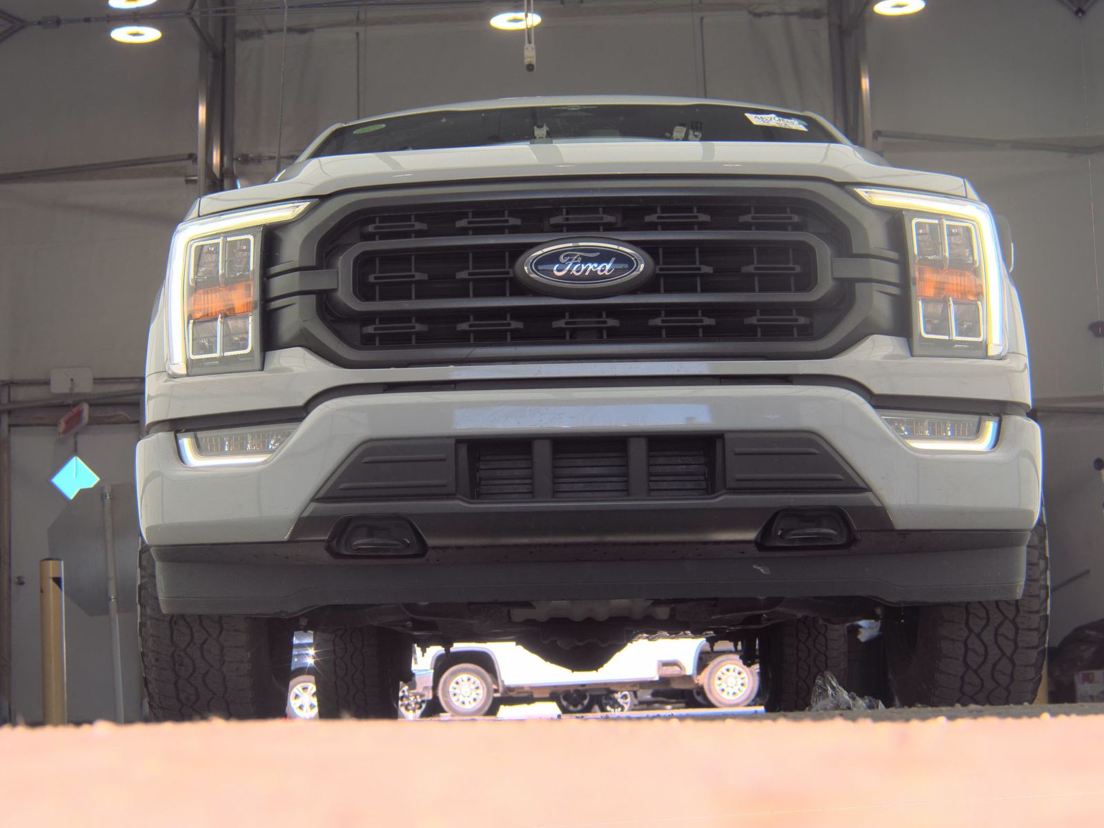 2023 Ford F-150 Hybrid XLT AWD