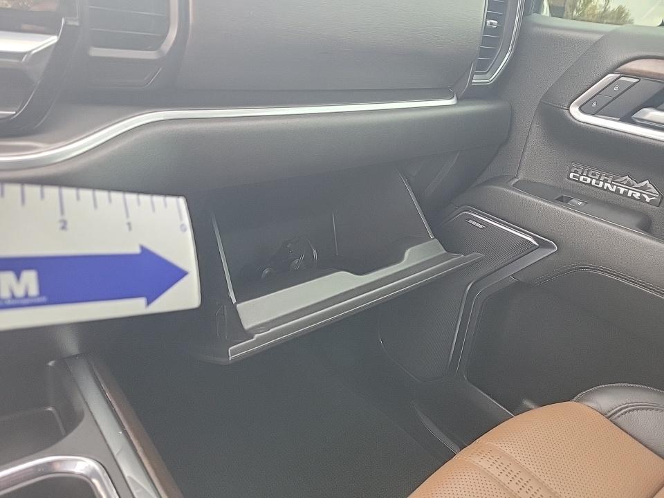 2025 Chevrolet Silverado 1500 High Country AWD