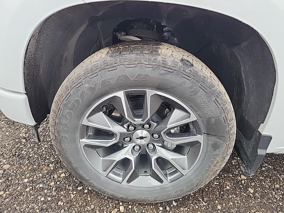 2025 Chevrolet Silverado 1500 RST AWD