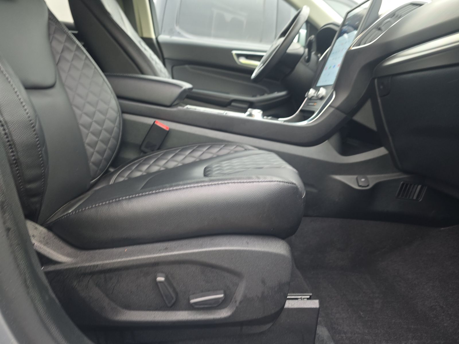 2024 Ford Edge Titanium AWD