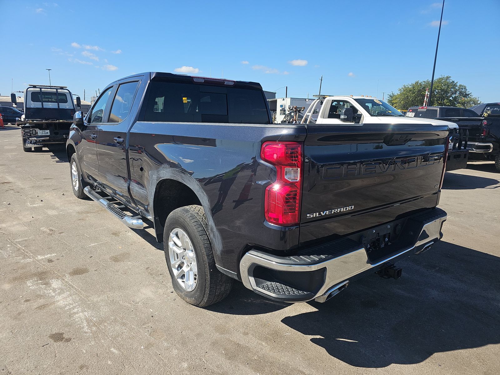 2022 Chevrolet Silverado 1500 LT AWD