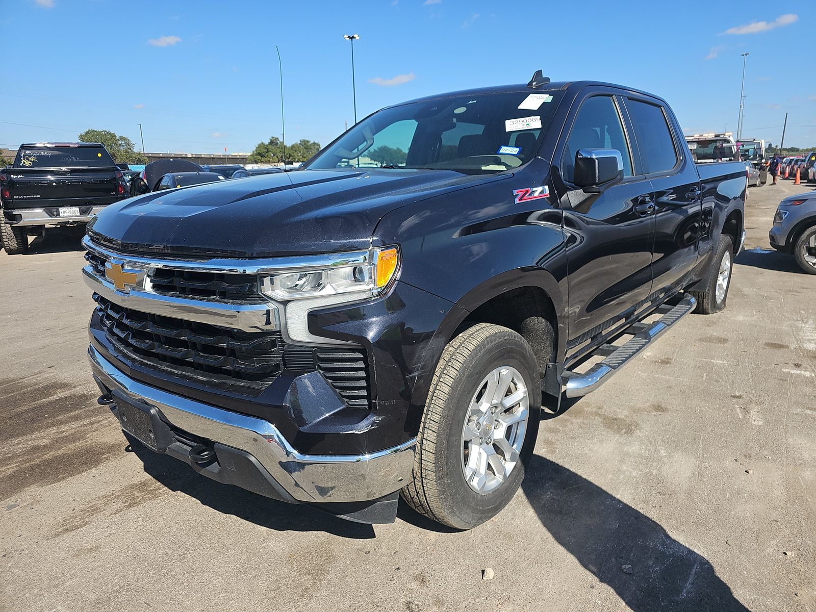 2022 Chevrolet Silverado 1500 LT AWD