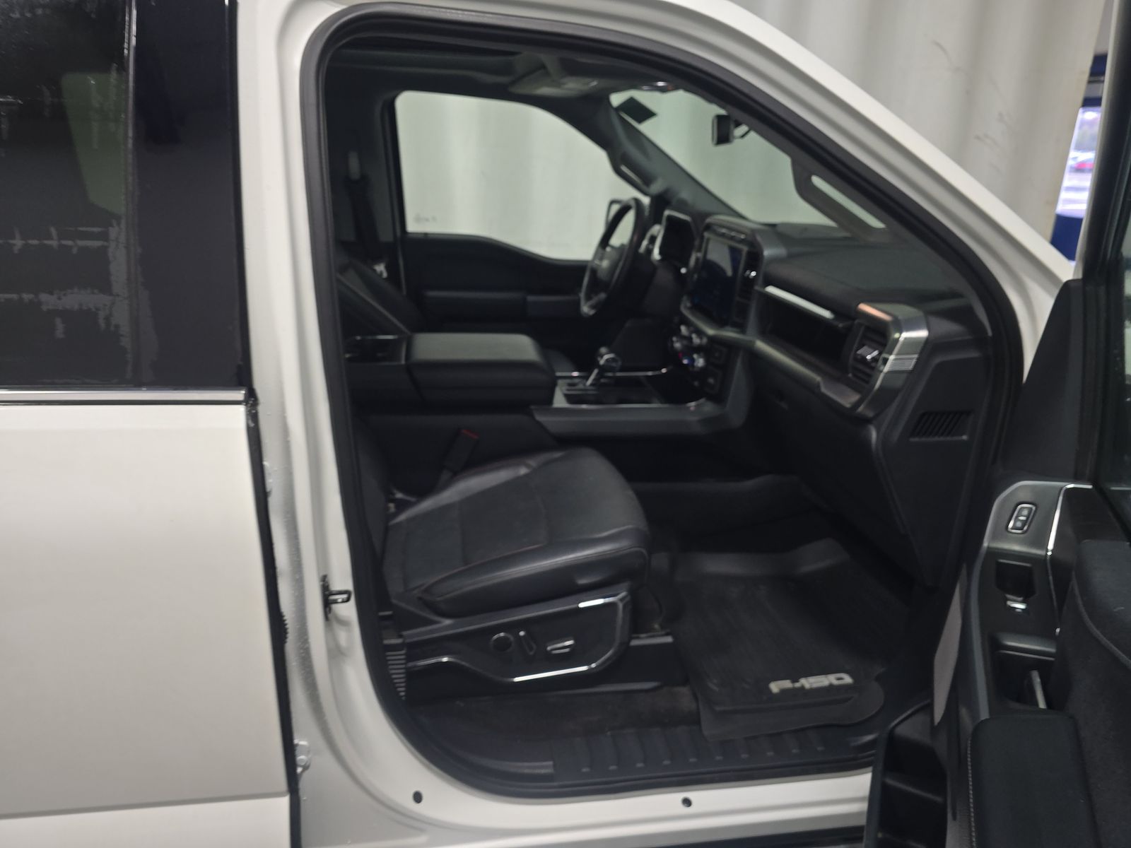 2022 Ford F-150 Lariat AWD