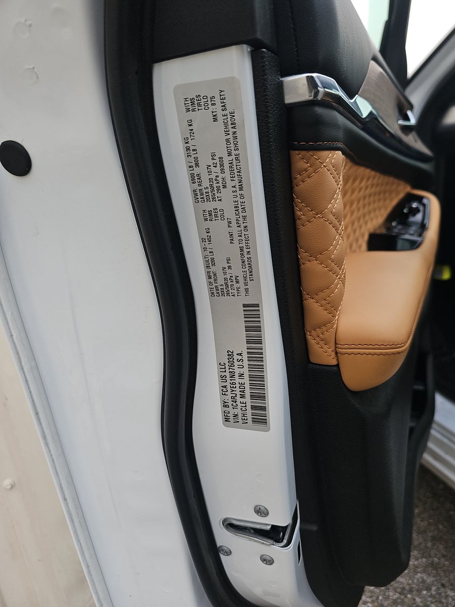 2022 Jeep Grand Cherokee 4xe Summit AWD