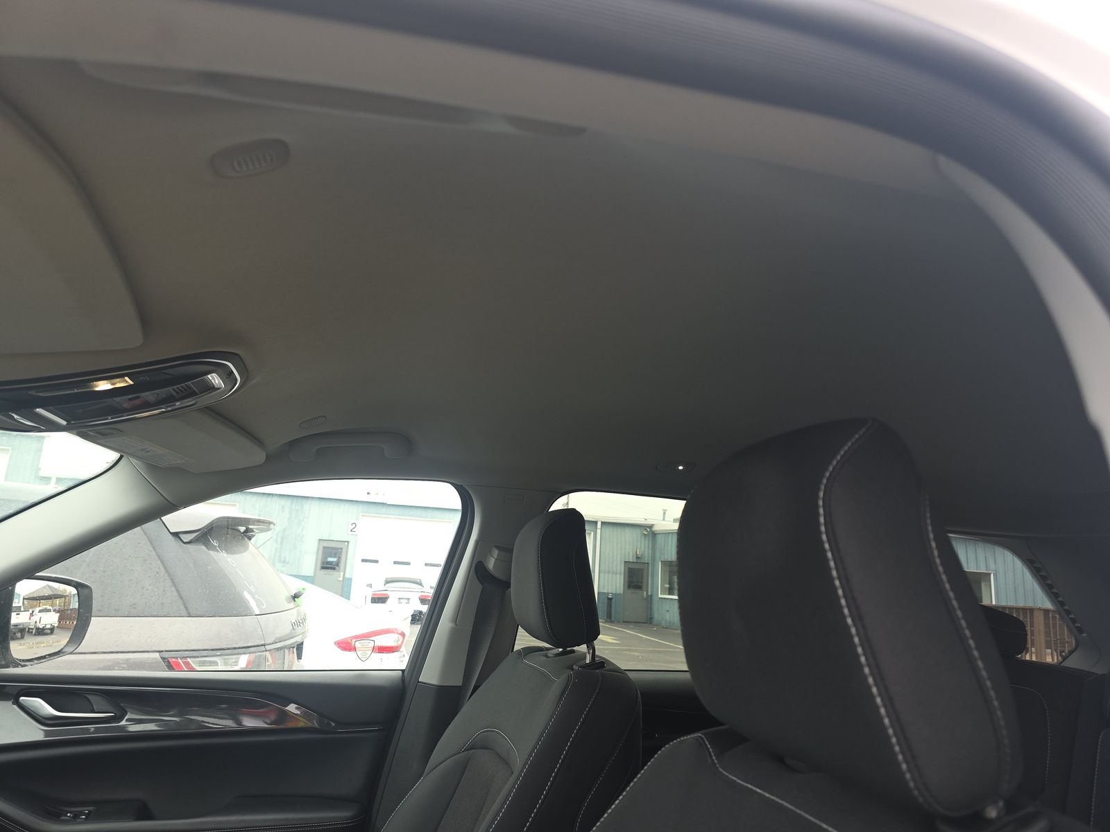 2023 Jeep Grand Cherokee Laredo AWD