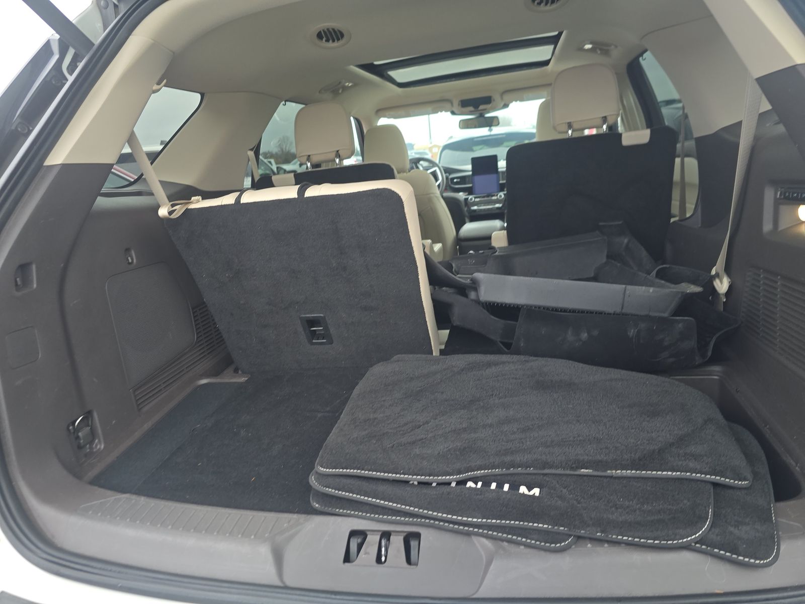 2023 Ford Explorer Platinum AWD