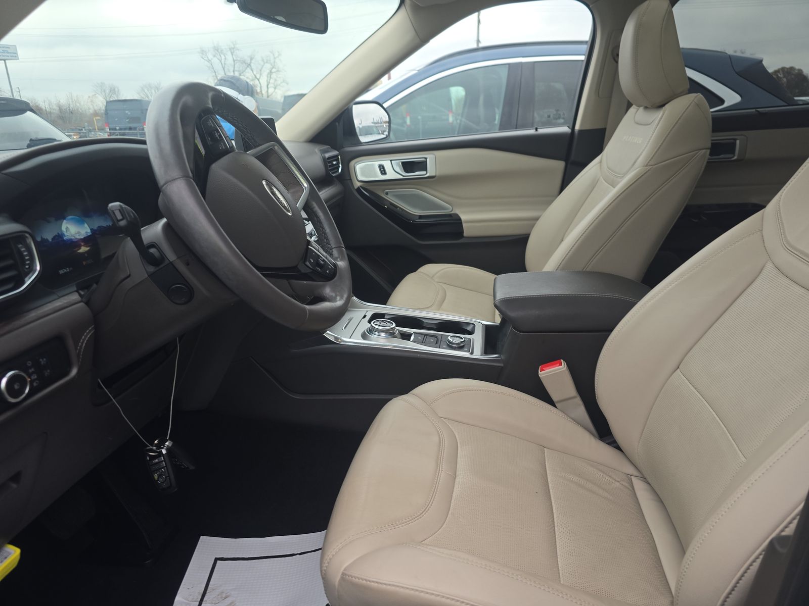 2023 Ford Explorer Platinum AWD