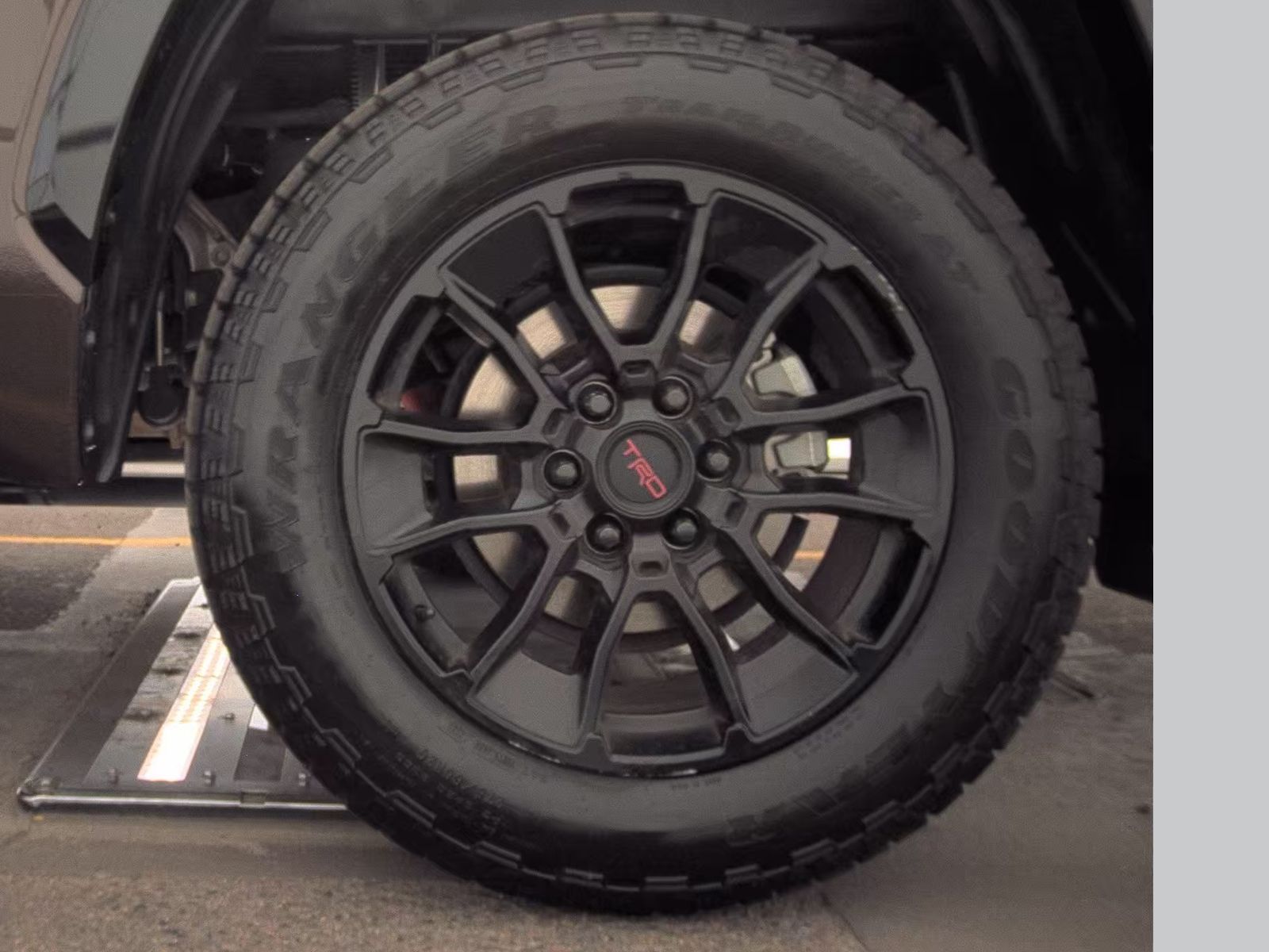 2022 Toyota Tundra Hybrid 1794 Edition AWD