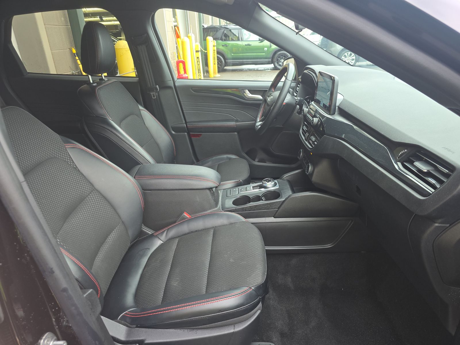 2025 Ford Escape Hybrid ST-Line FWD