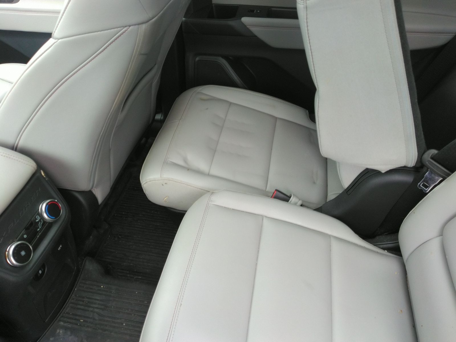 2025 Ford Explorer Active AWD