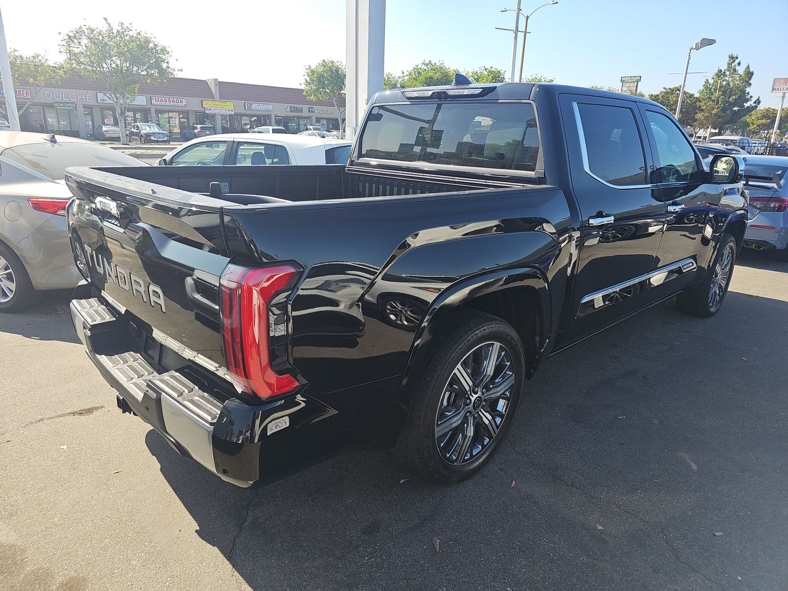 2023 Toyota Tundra Hybrid Capstone AWD