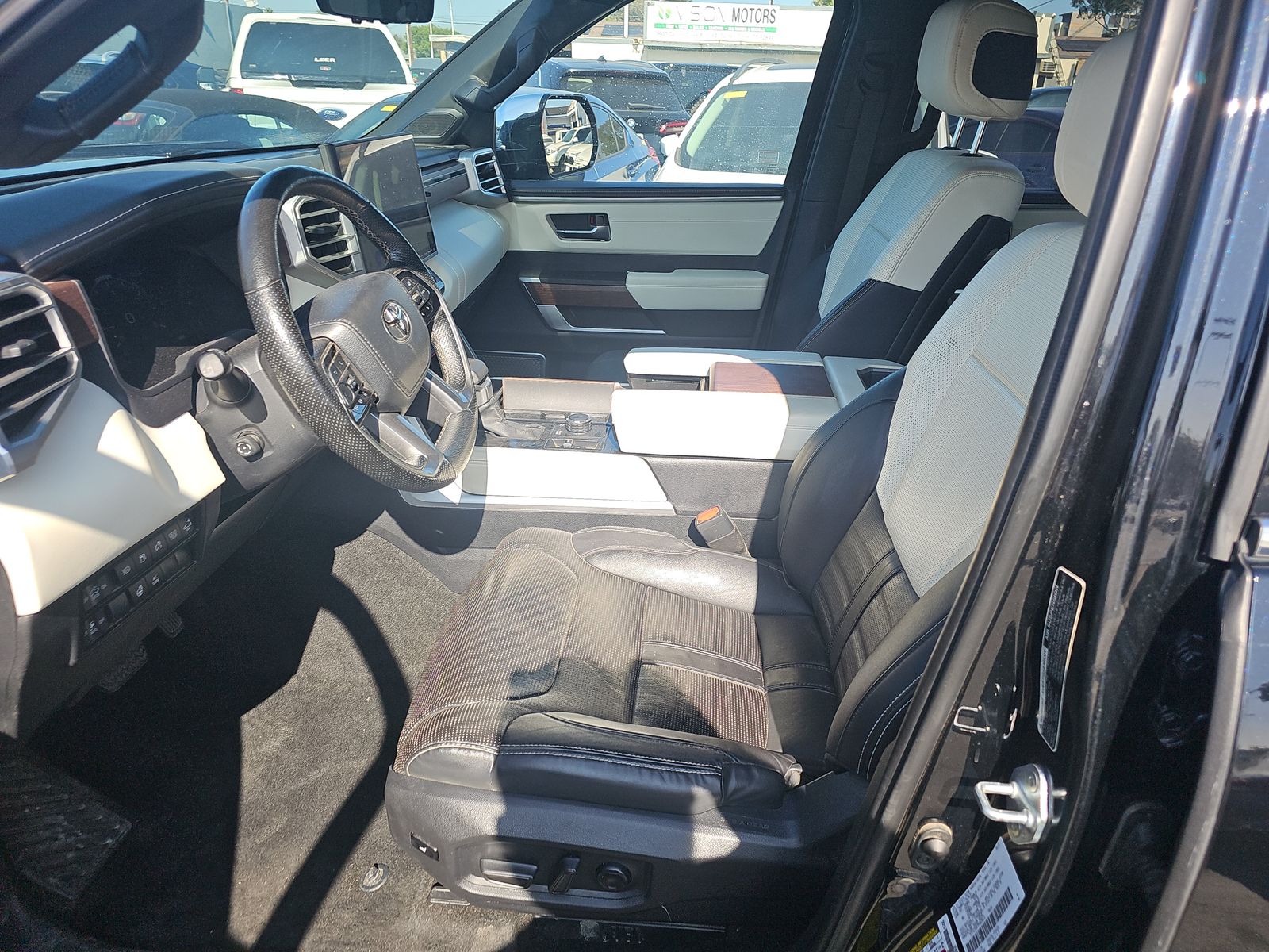 2023 Toyota Tundra Hybrid Capstone AWD