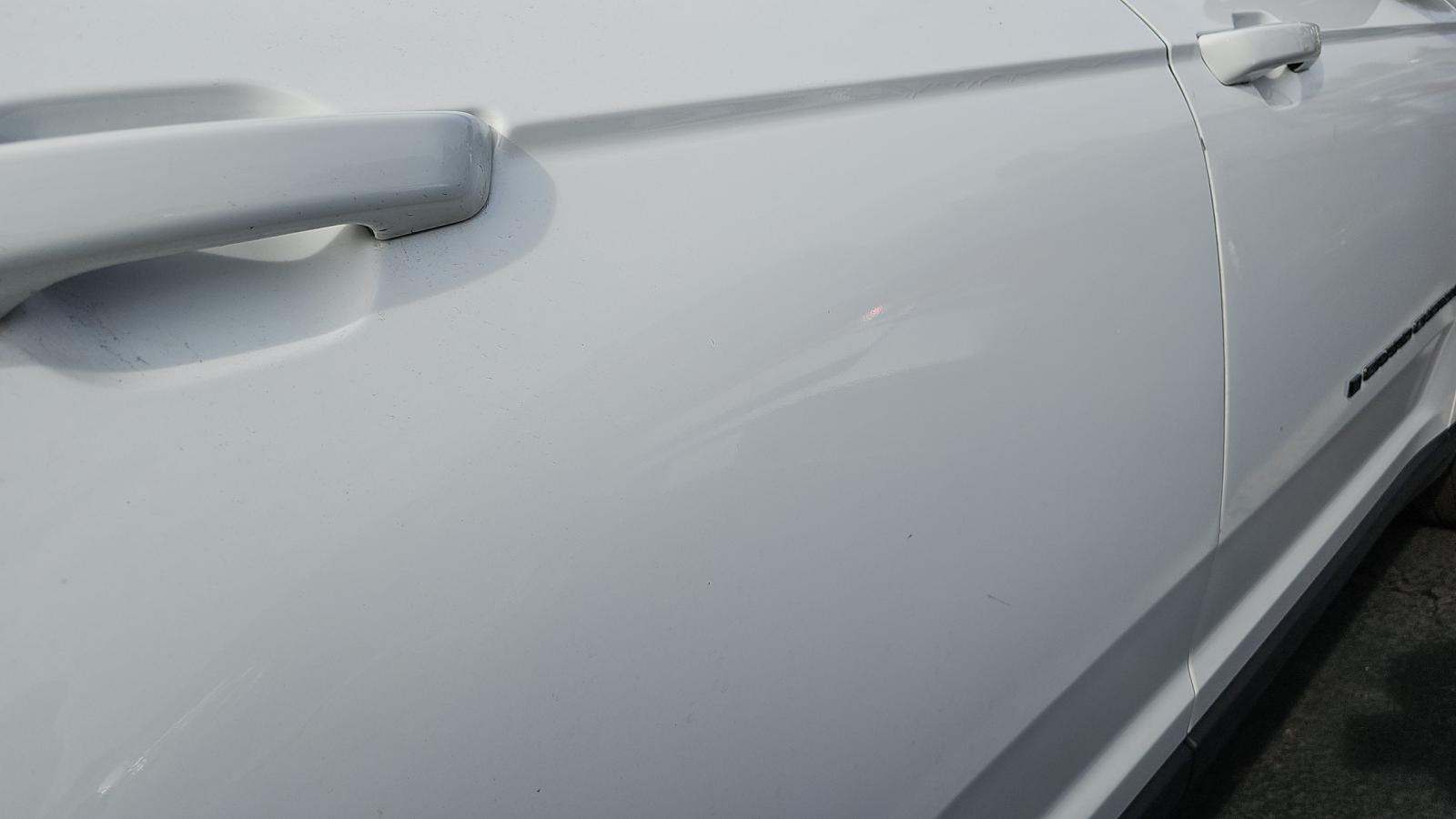 2023 Jeep Grand Cherokee Altitude AWD