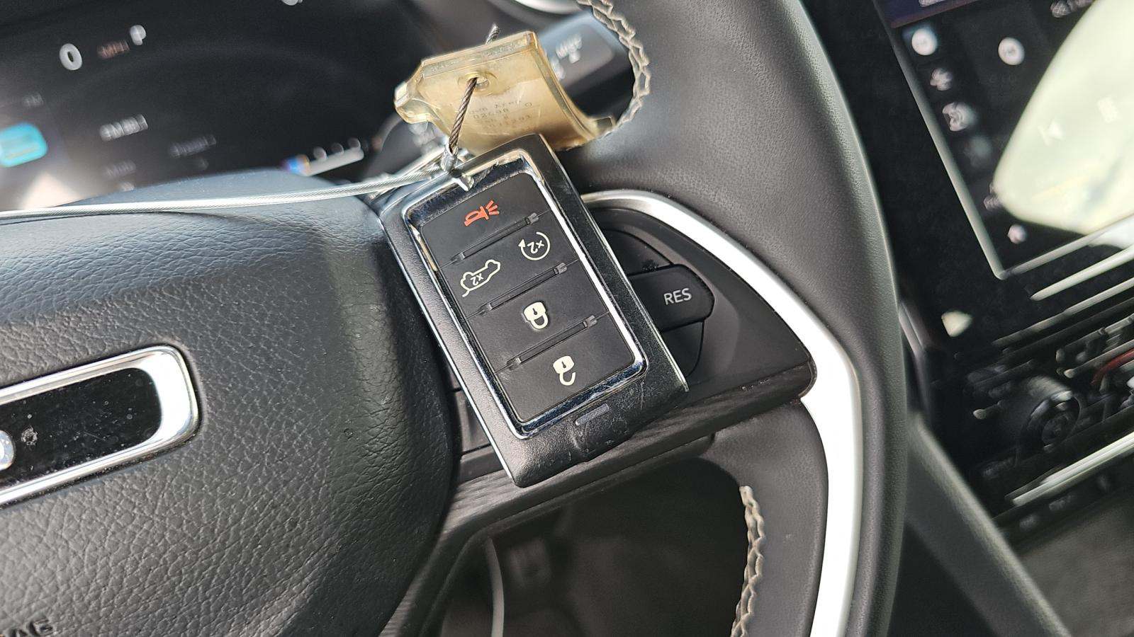 2023 Jeep Grand Cherokee Altitude AWD