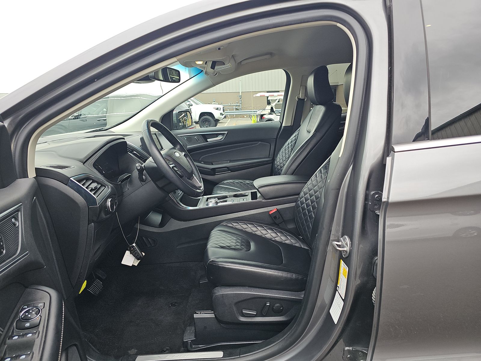 2024 Ford Edge Titanium AWD