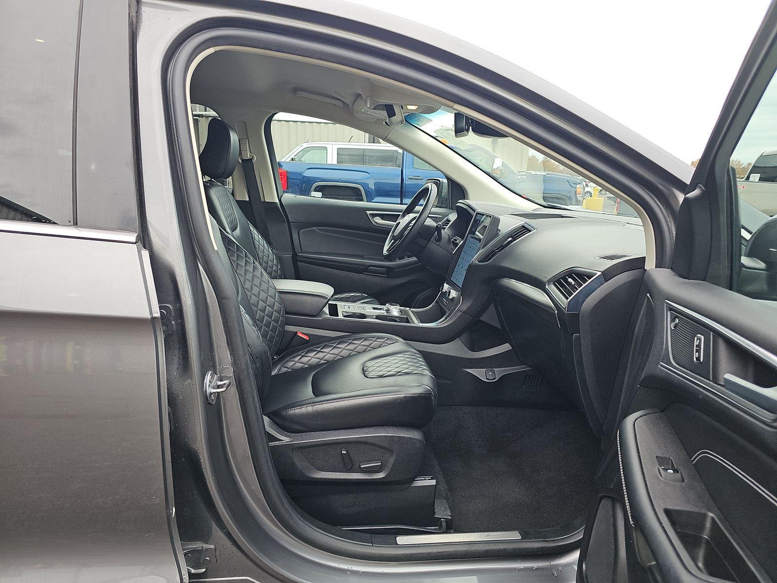 2024 Ford Edge Titanium AWD