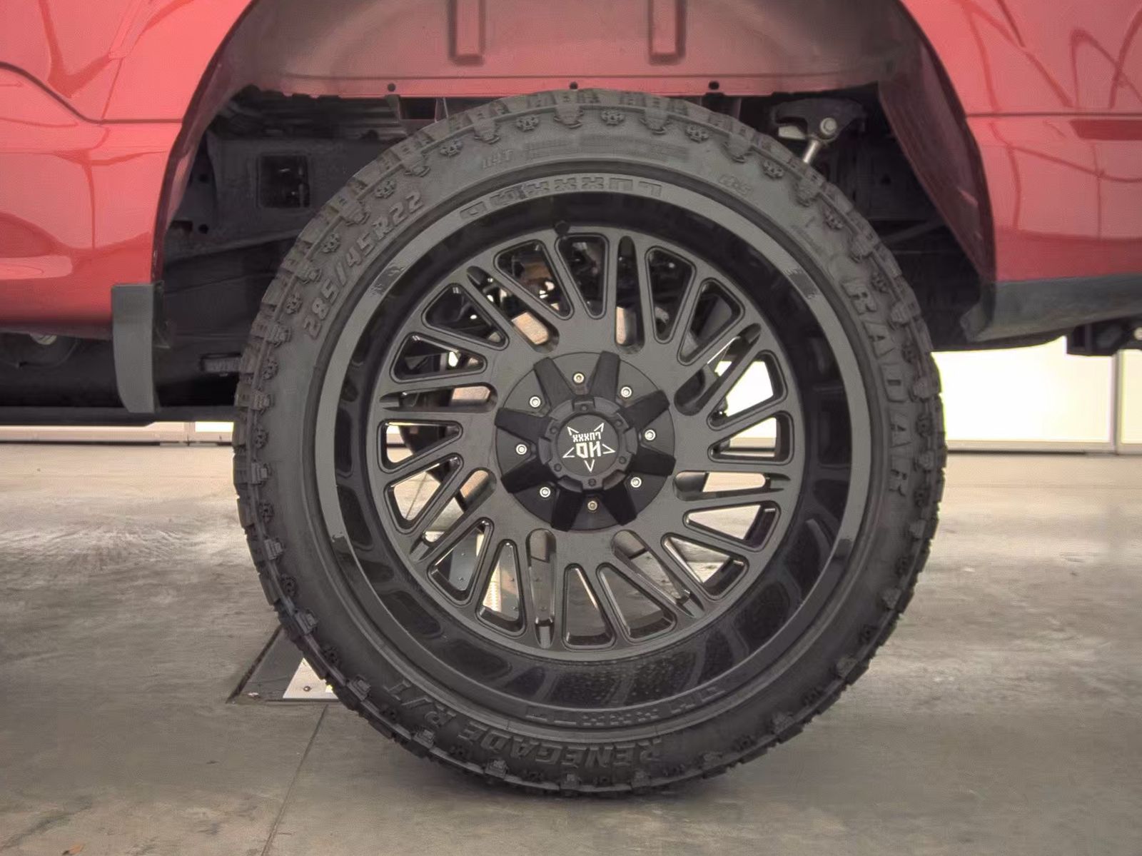 2024 Ford F-150 Lariat AWD