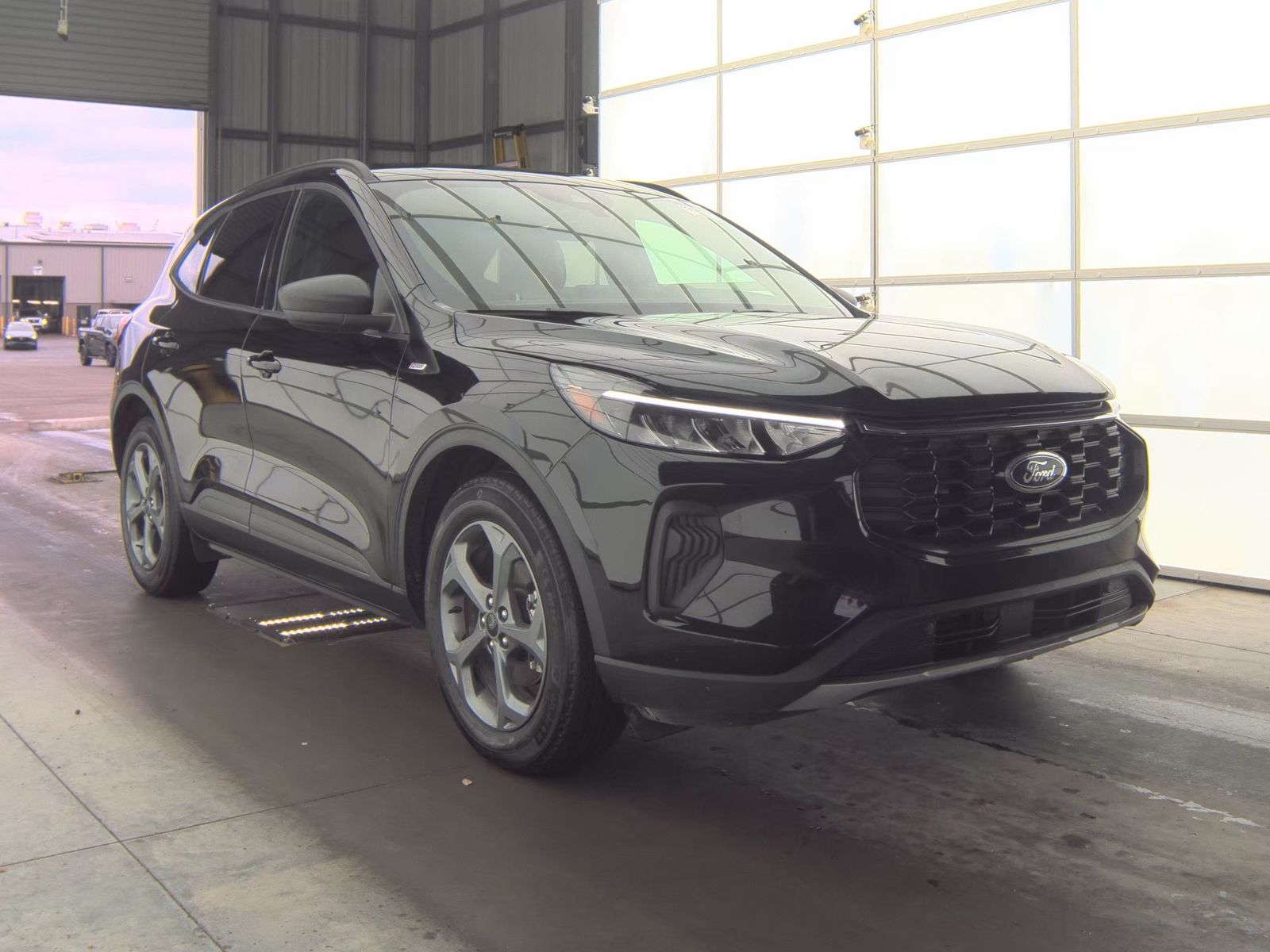 2025 Ford Escape Hybrid ST-Line FWD