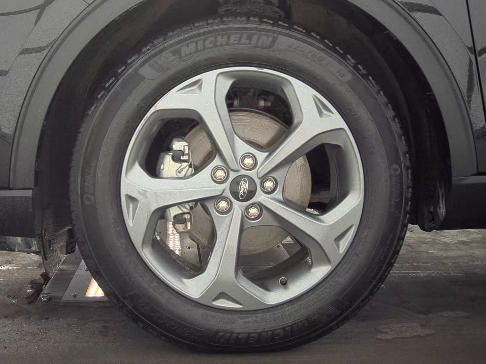 2025 Ford Escape Hybrid ST-Line FWD