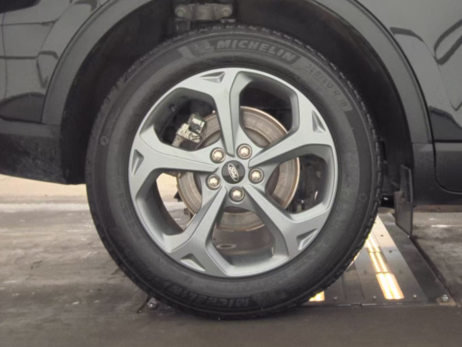 2025 Ford Escape Hybrid ST-Line FWD