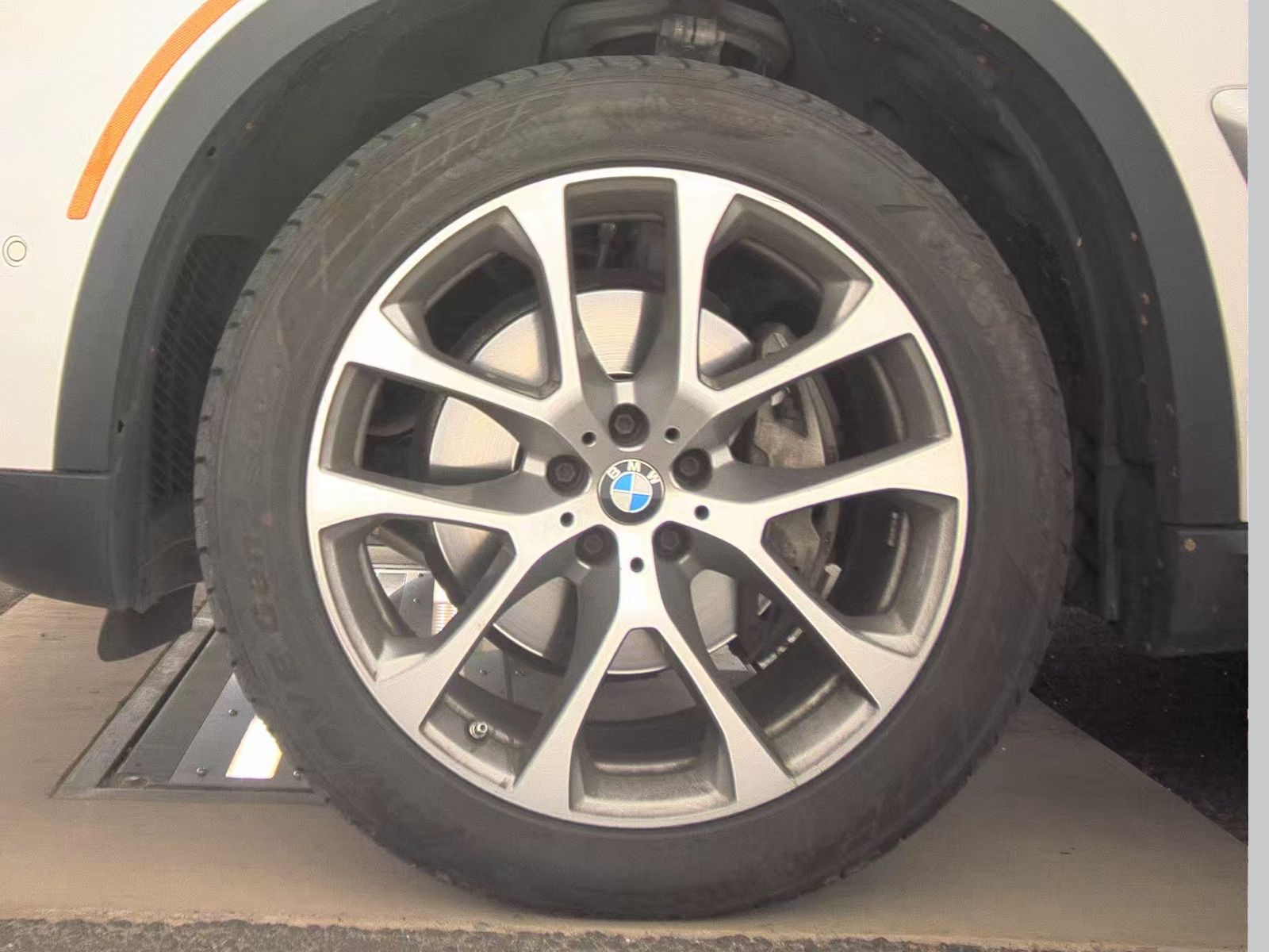 2024 BMW X5 xDrive40i AWD