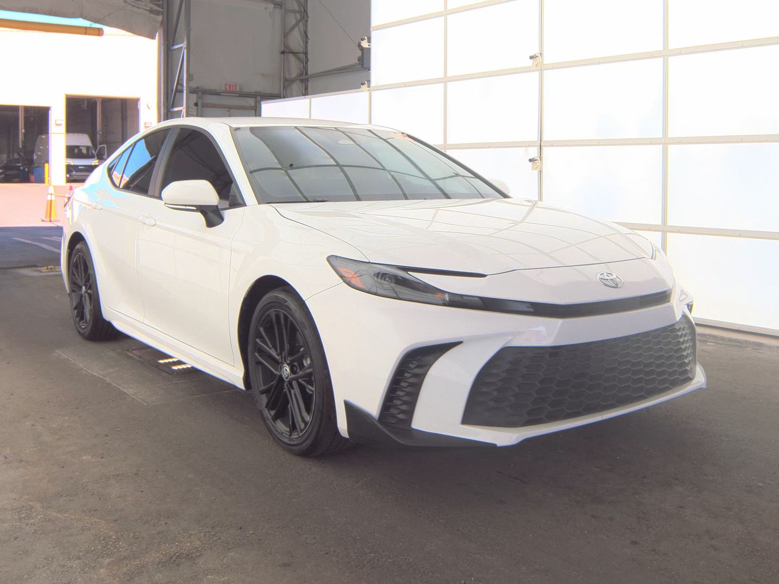 2025 Toyota Camry SE AWD