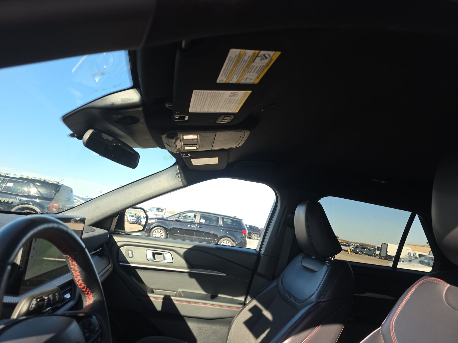 2025 Ford Explorer ST-Line AWD