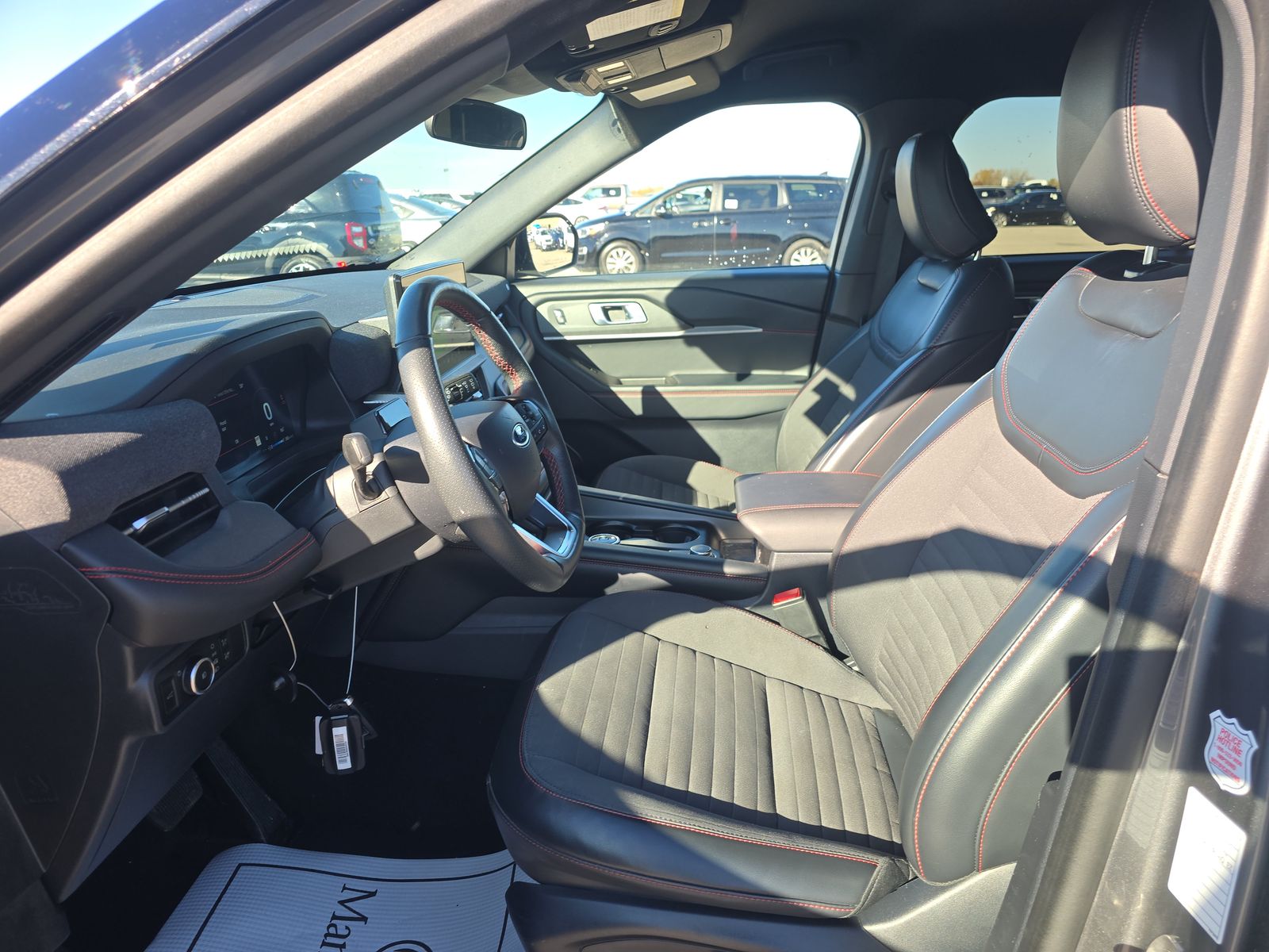 2025 Ford Explorer ST-Line AWD