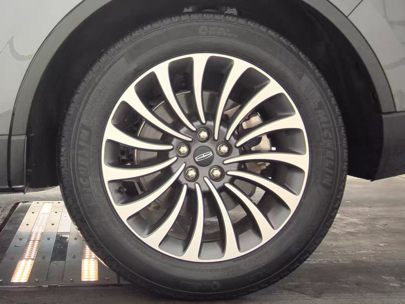 2023 Lincoln Aviator Reserve AWD