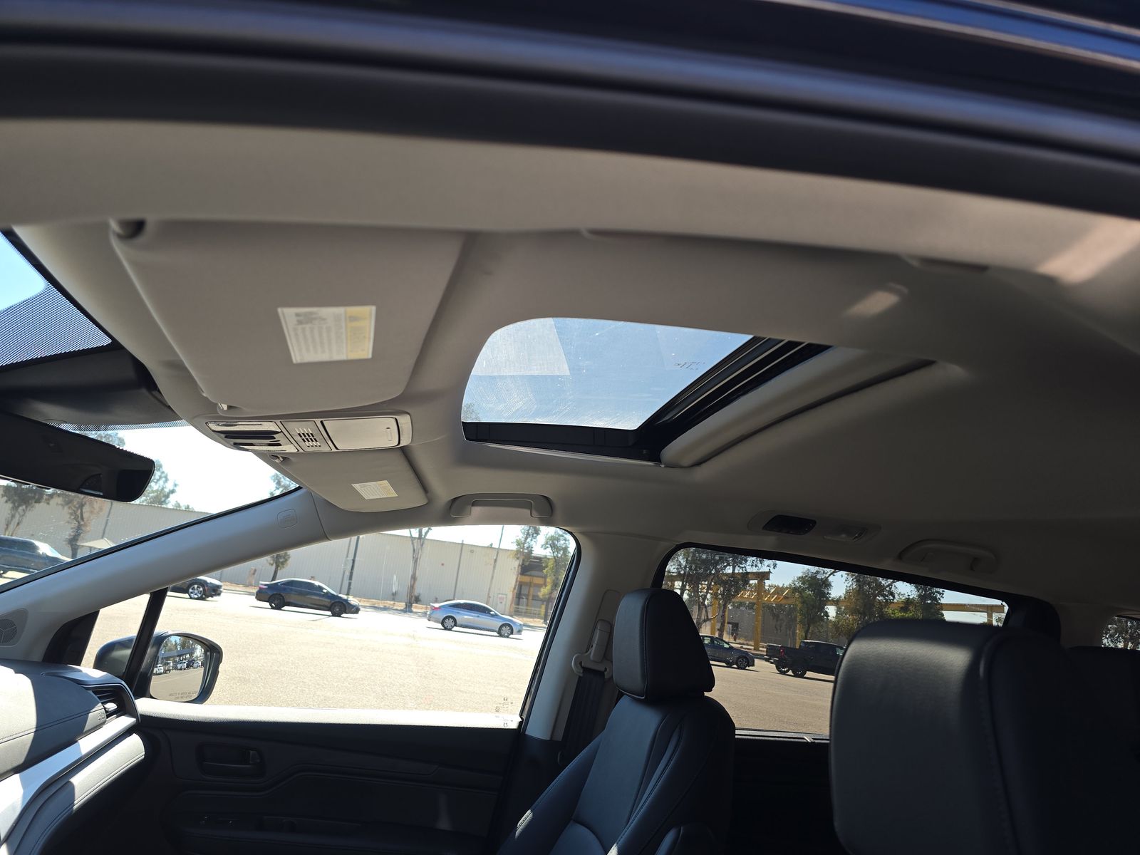 2025 Honda Odyssey EX-L FWD