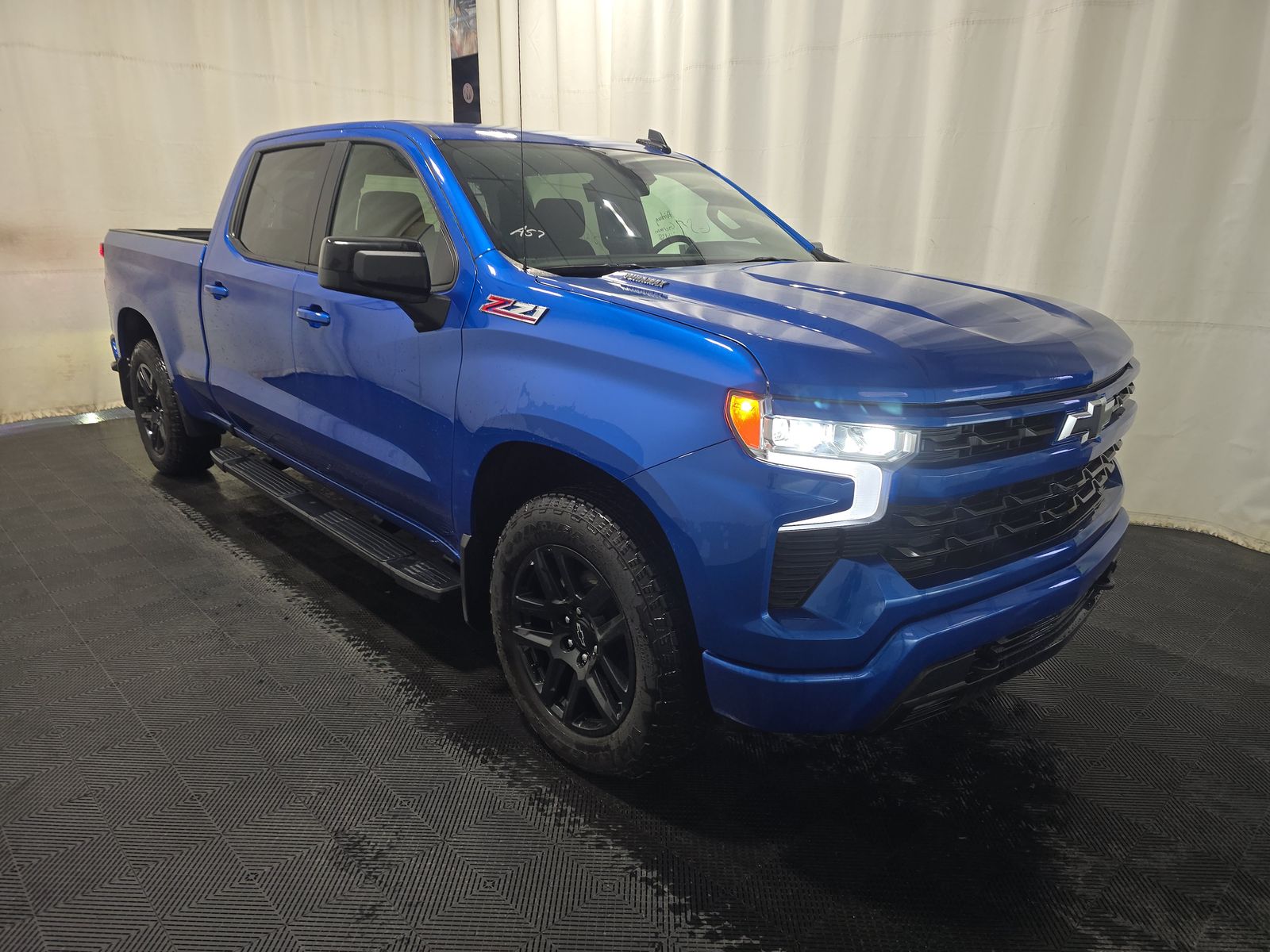 2024 Chevrolet Silverado 1500 RST AWD