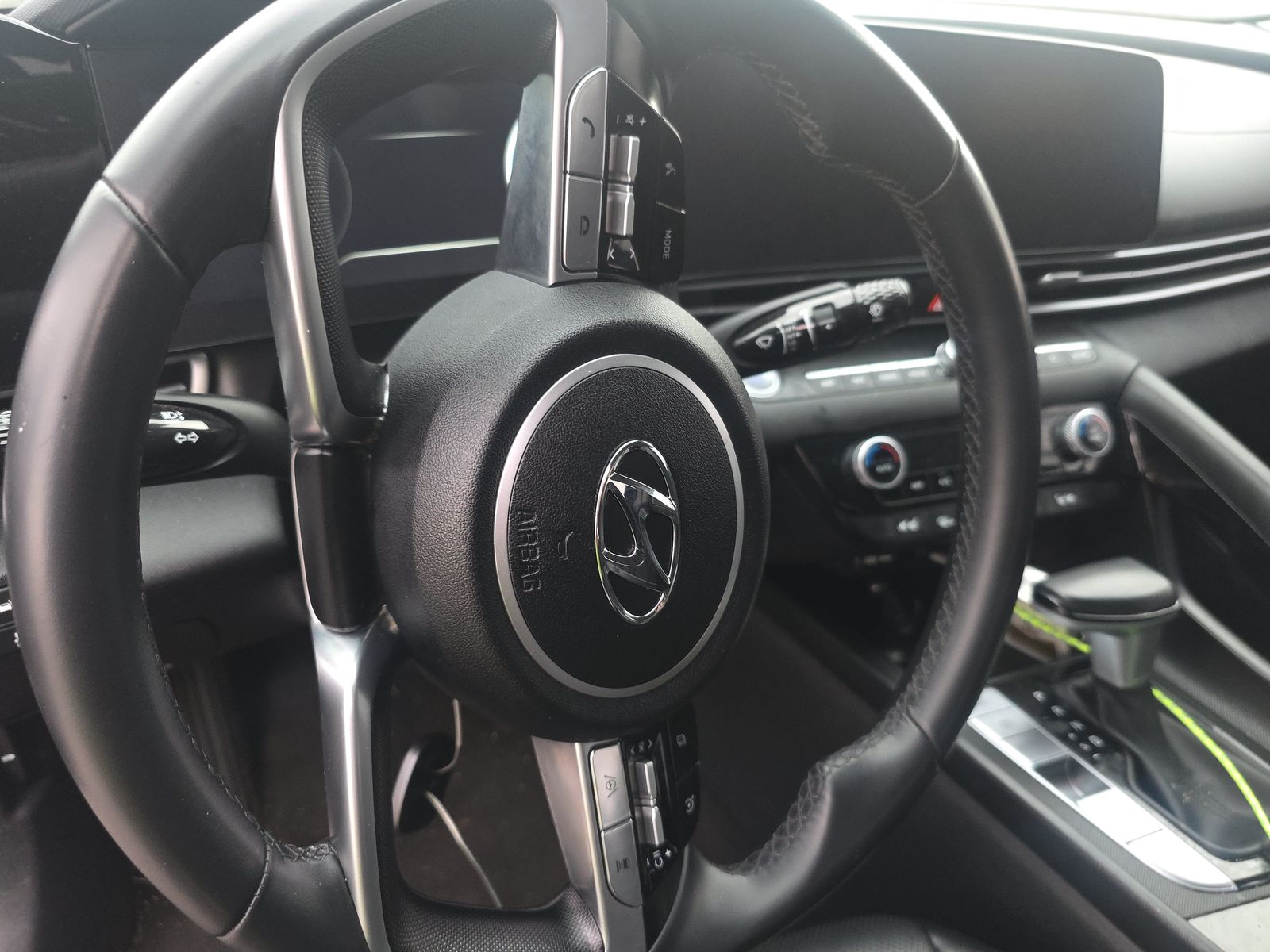 2023 Hyundai Elantra Hybrid Limited FWD