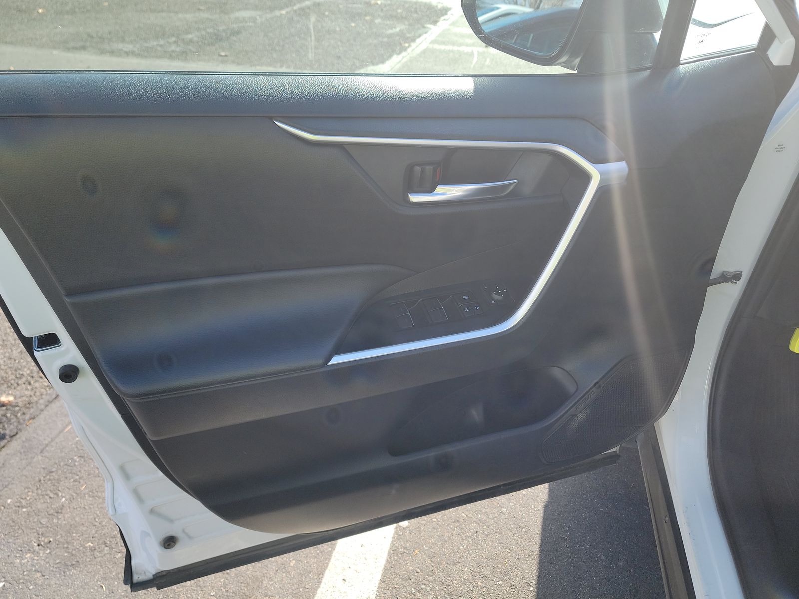 2024 Toyota RAV4 XLE AWD