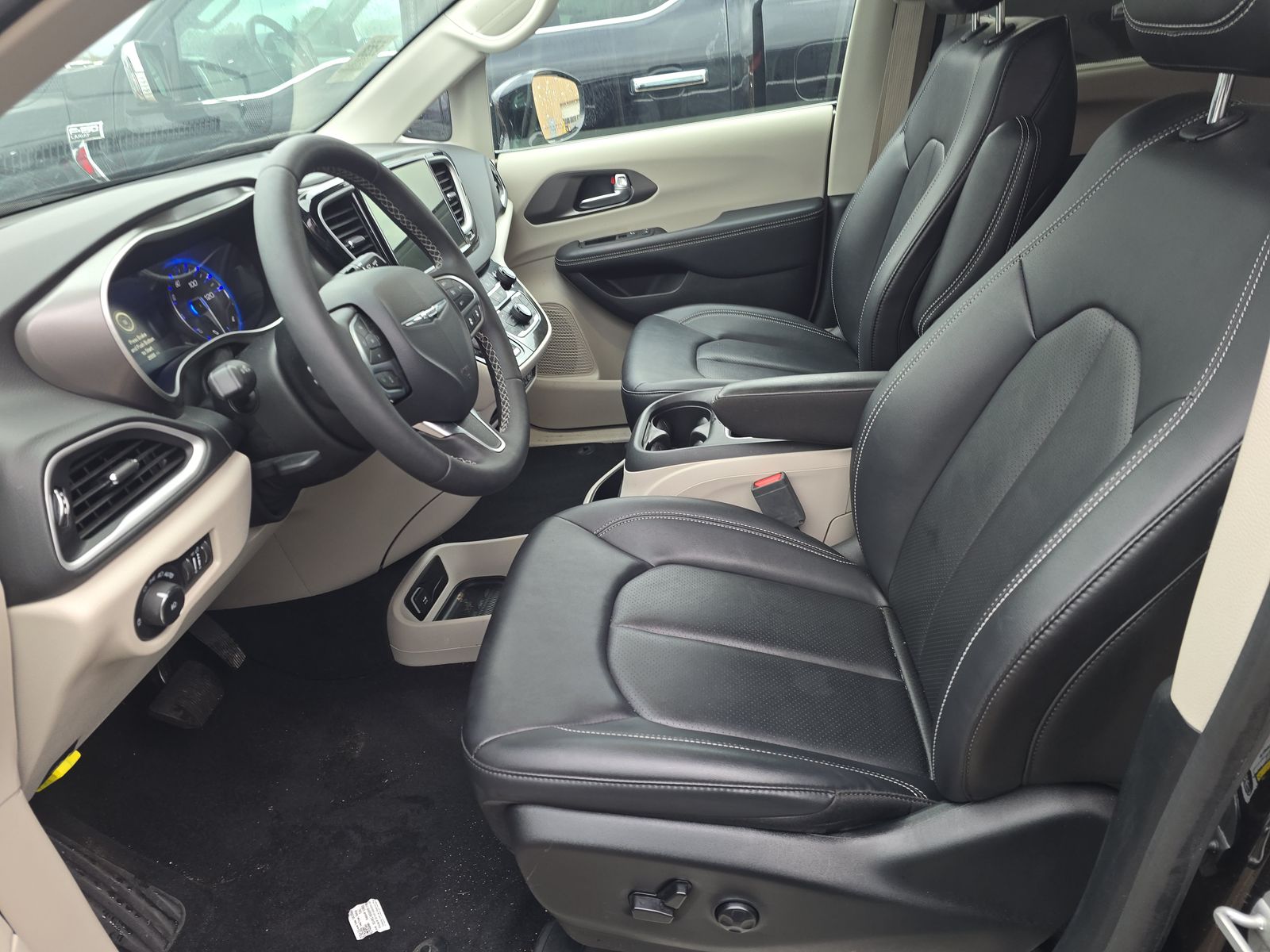 2024 Chrysler Pacifica Touring L FWD