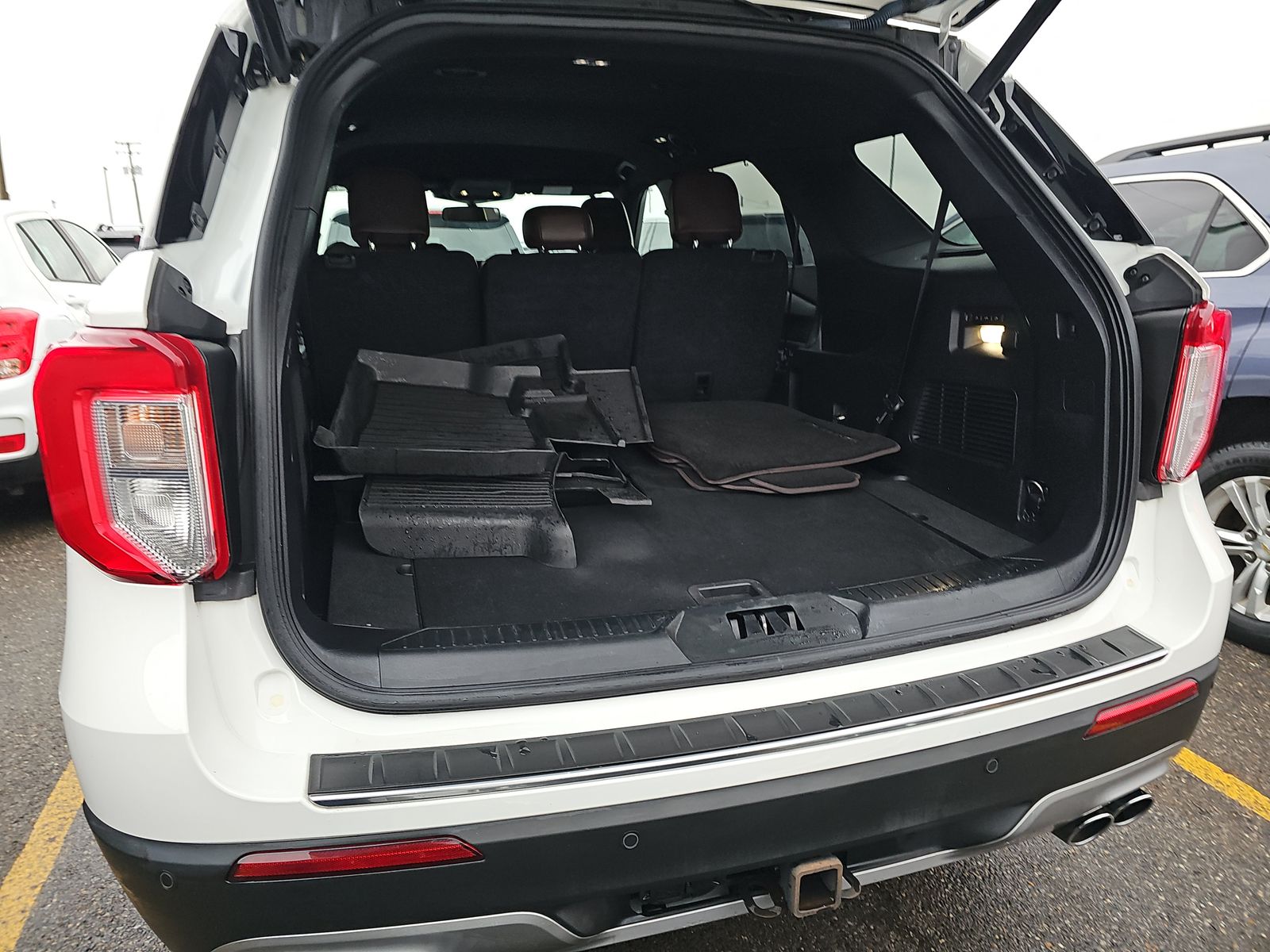 2022 Ford Explorer Platinum AWD