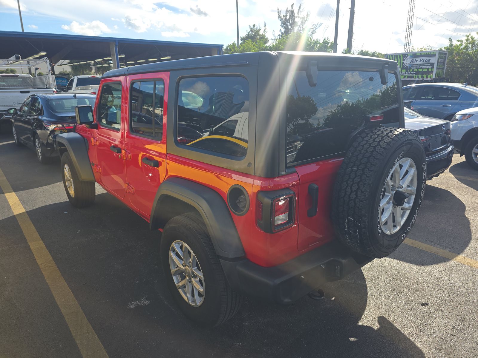 2023 Jeep Wrangler Sport S AWD
