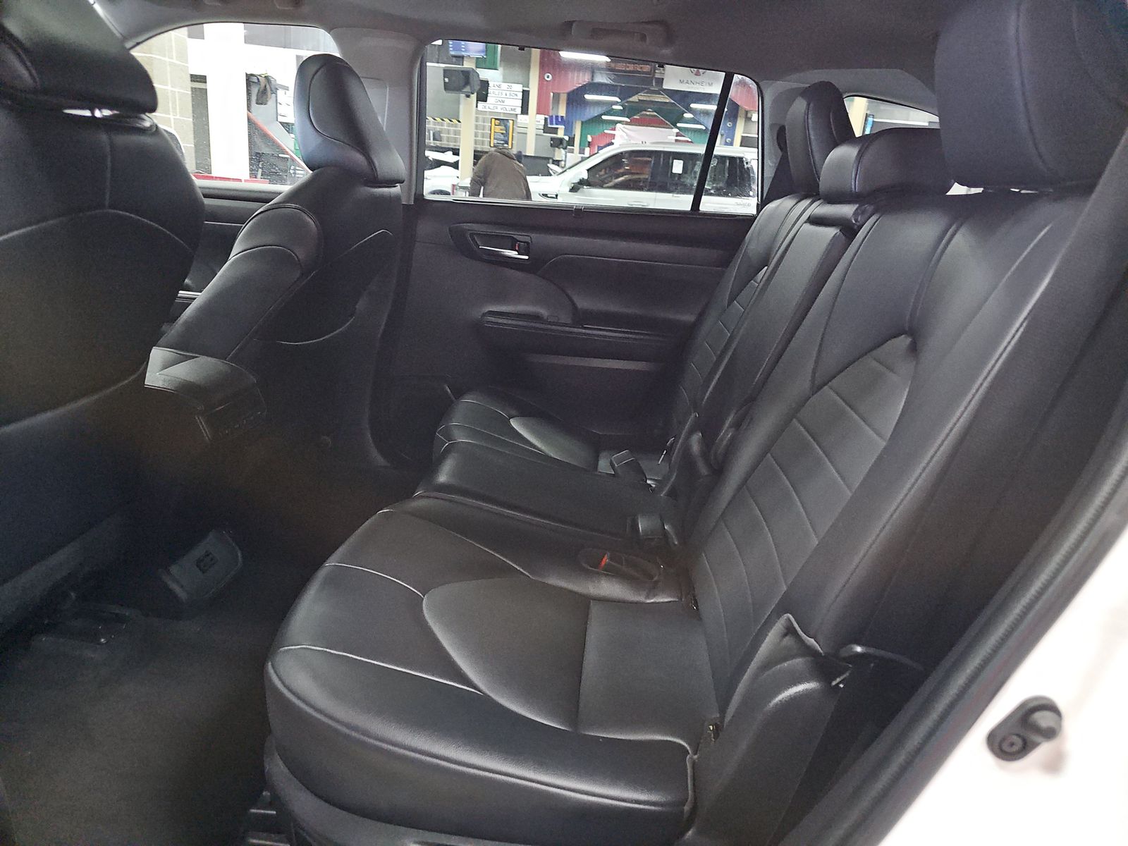 2022 Toyota Highlander XLE AWD