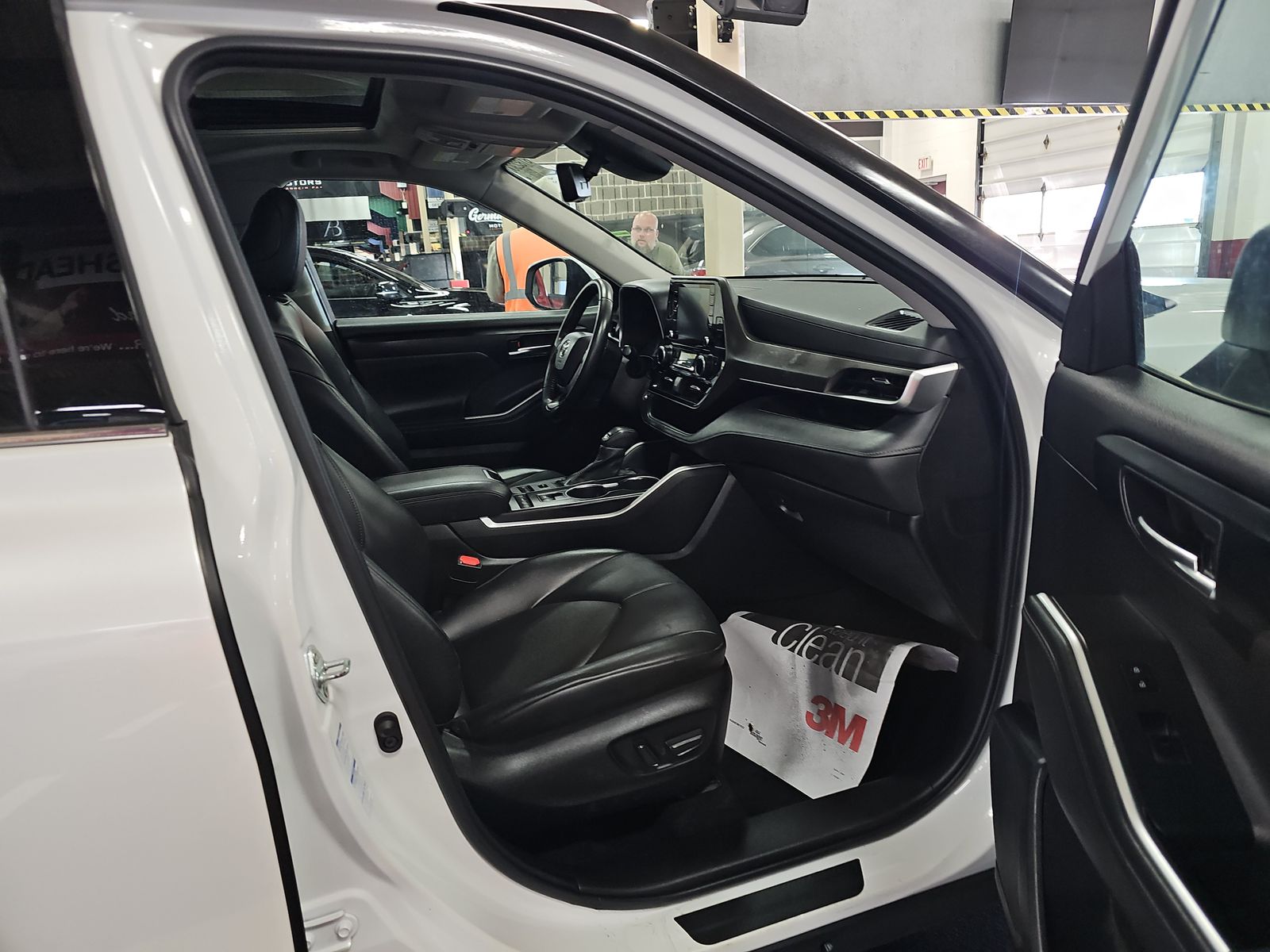 2022 Toyota Highlander XLE AWD