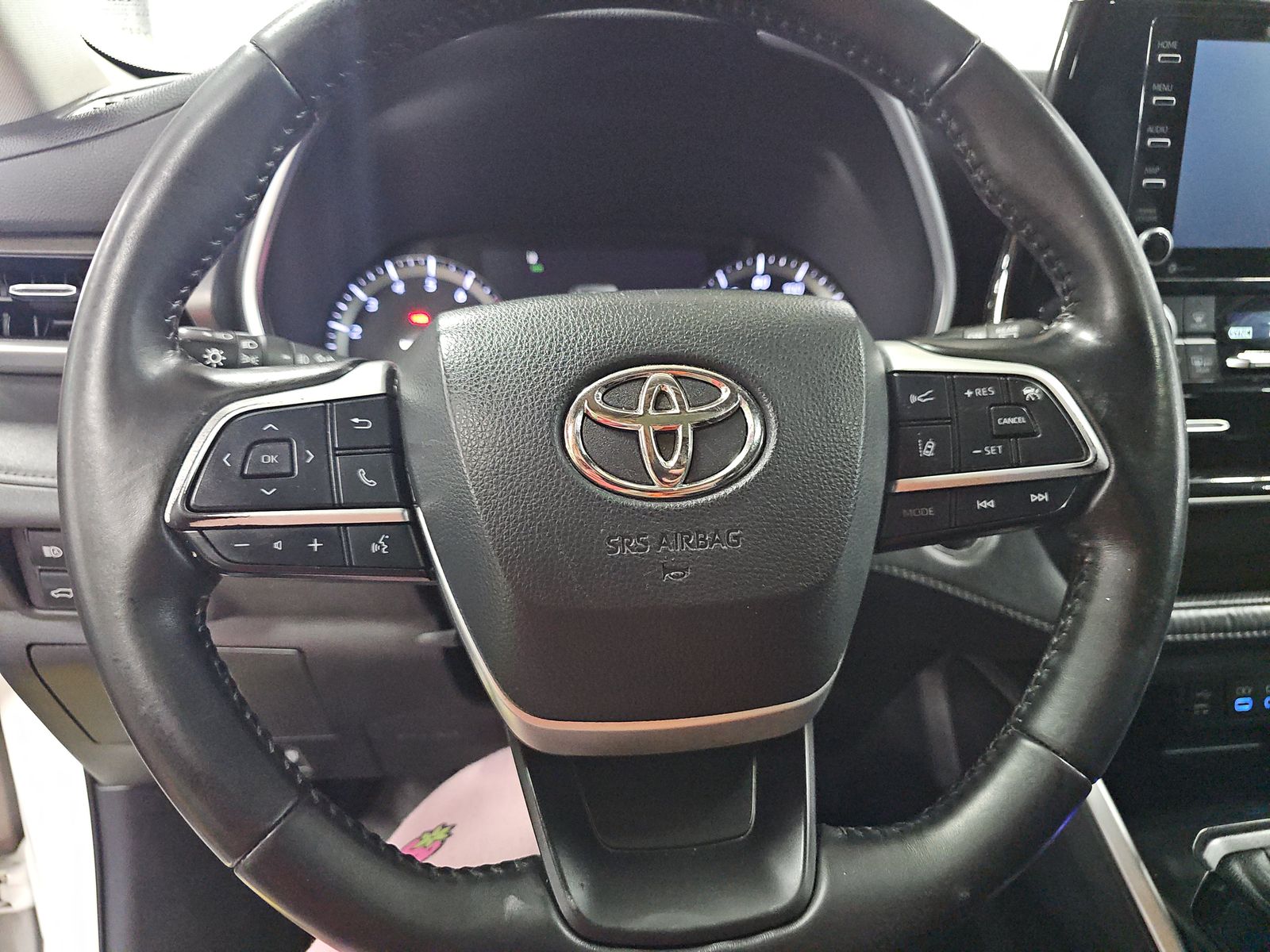 2022 Toyota Highlander XLE AWD