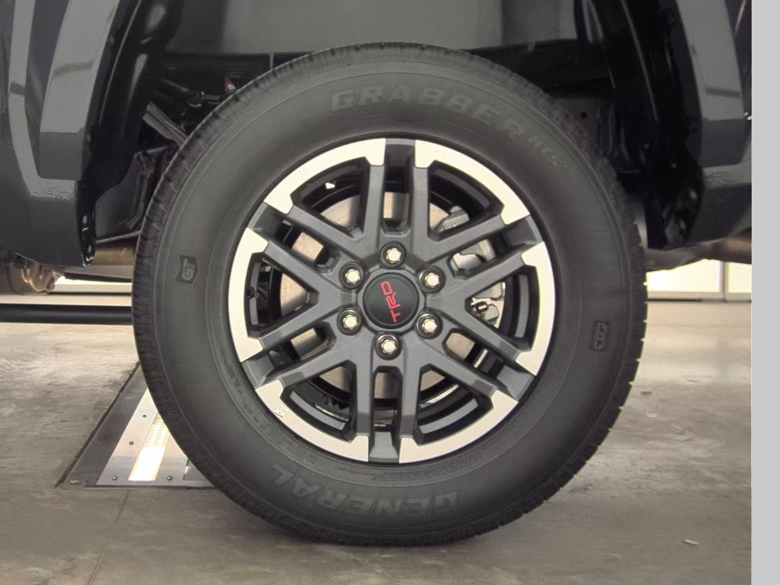 2024 Toyota Tacoma Hybrid TRD Sport AWD