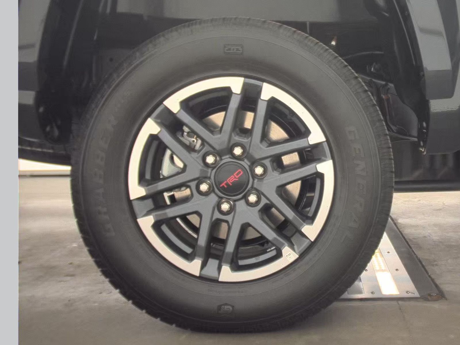 2024 Toyota Tacoma Hybrid TRD Sport AWD