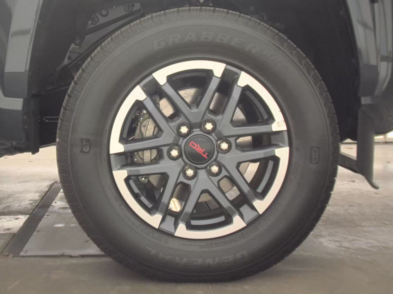 2024 Toyota Tacoma Hybrid TRD Sport AWD