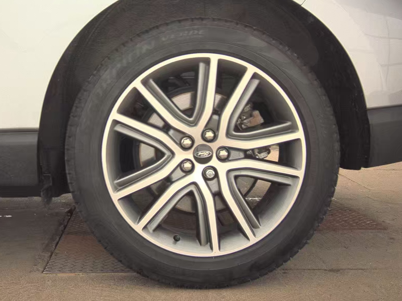 2024 Ford Edge Titanium AWD