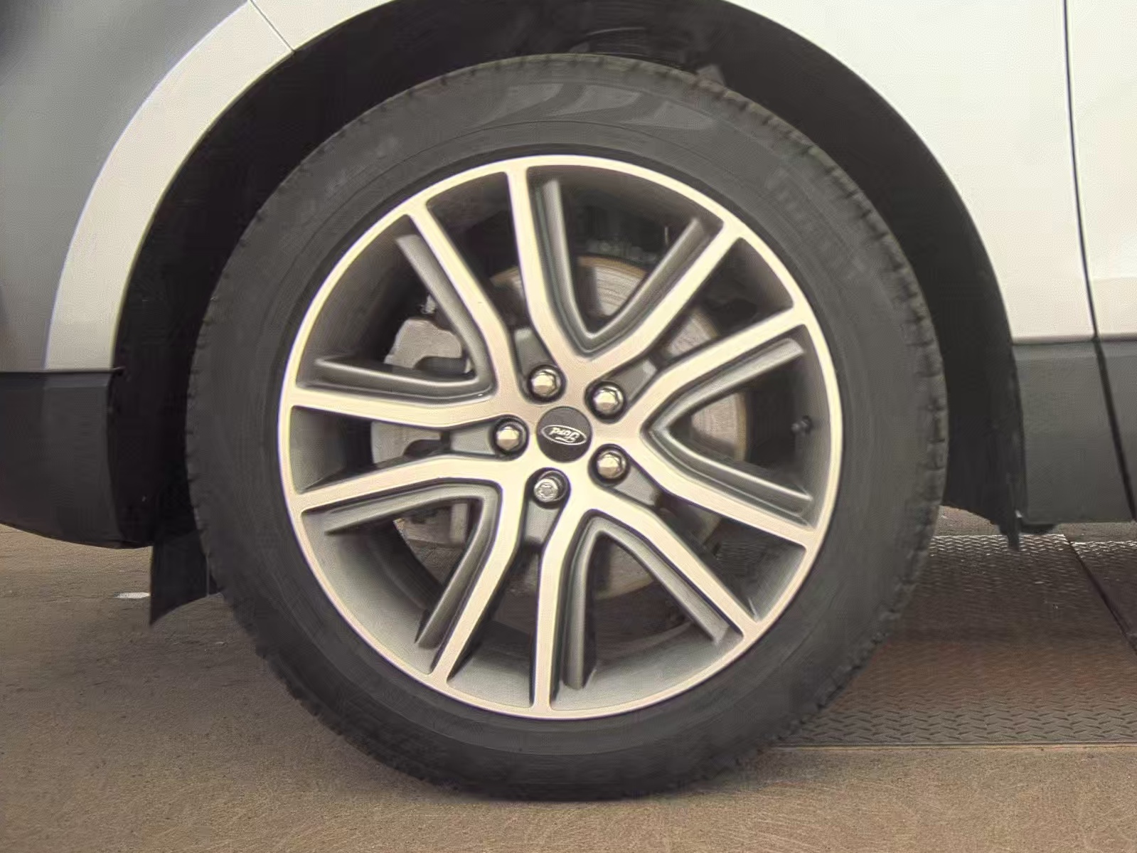 2024 Ford Edge Titanium AWD