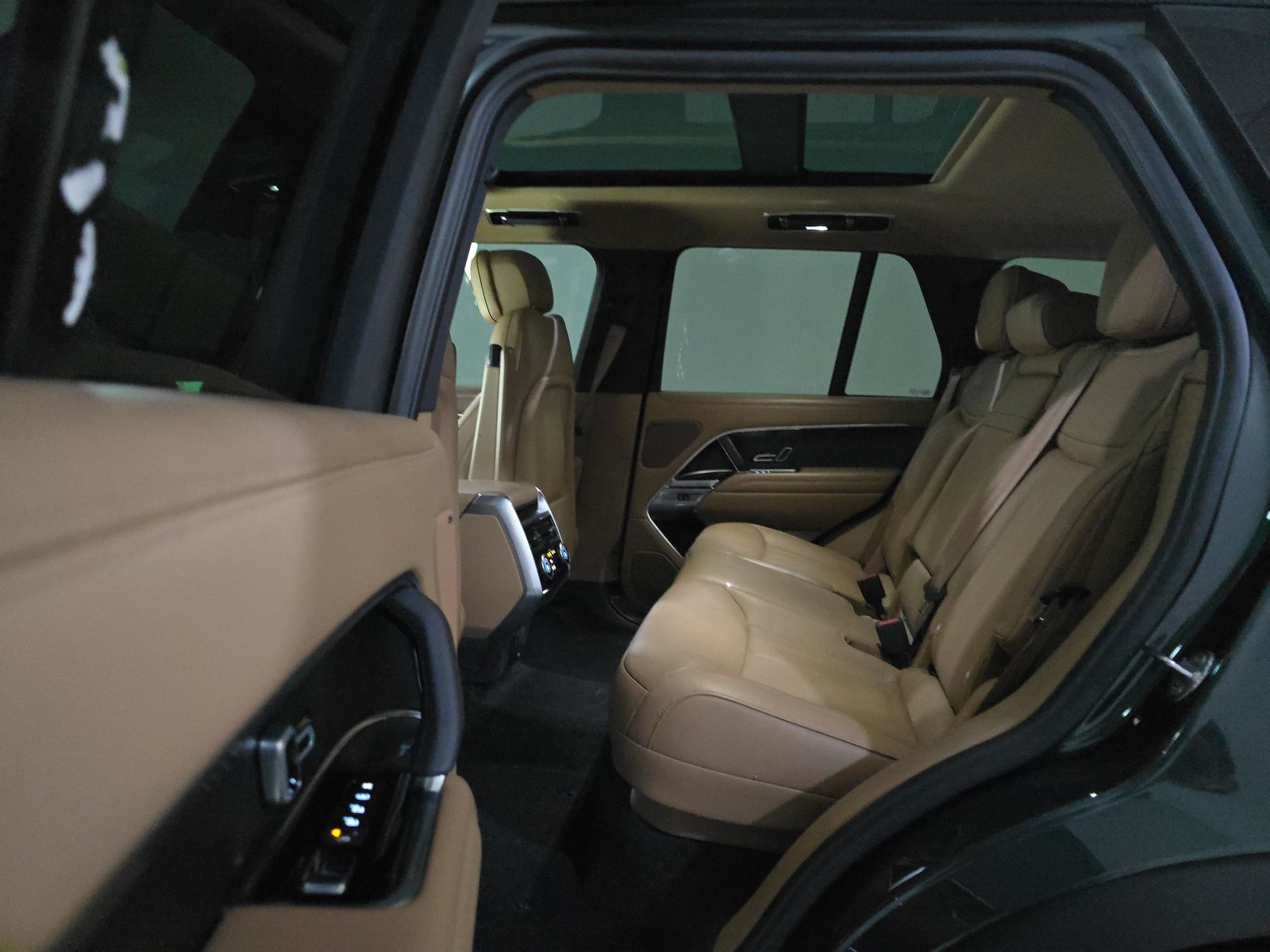 2023 Land Rover Range Rover SE AWD